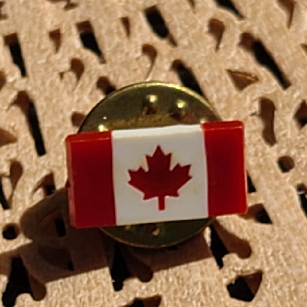 Tiny Hat pin or Tie Pin Canada